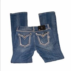 Distressed Miss Me jeans size 27